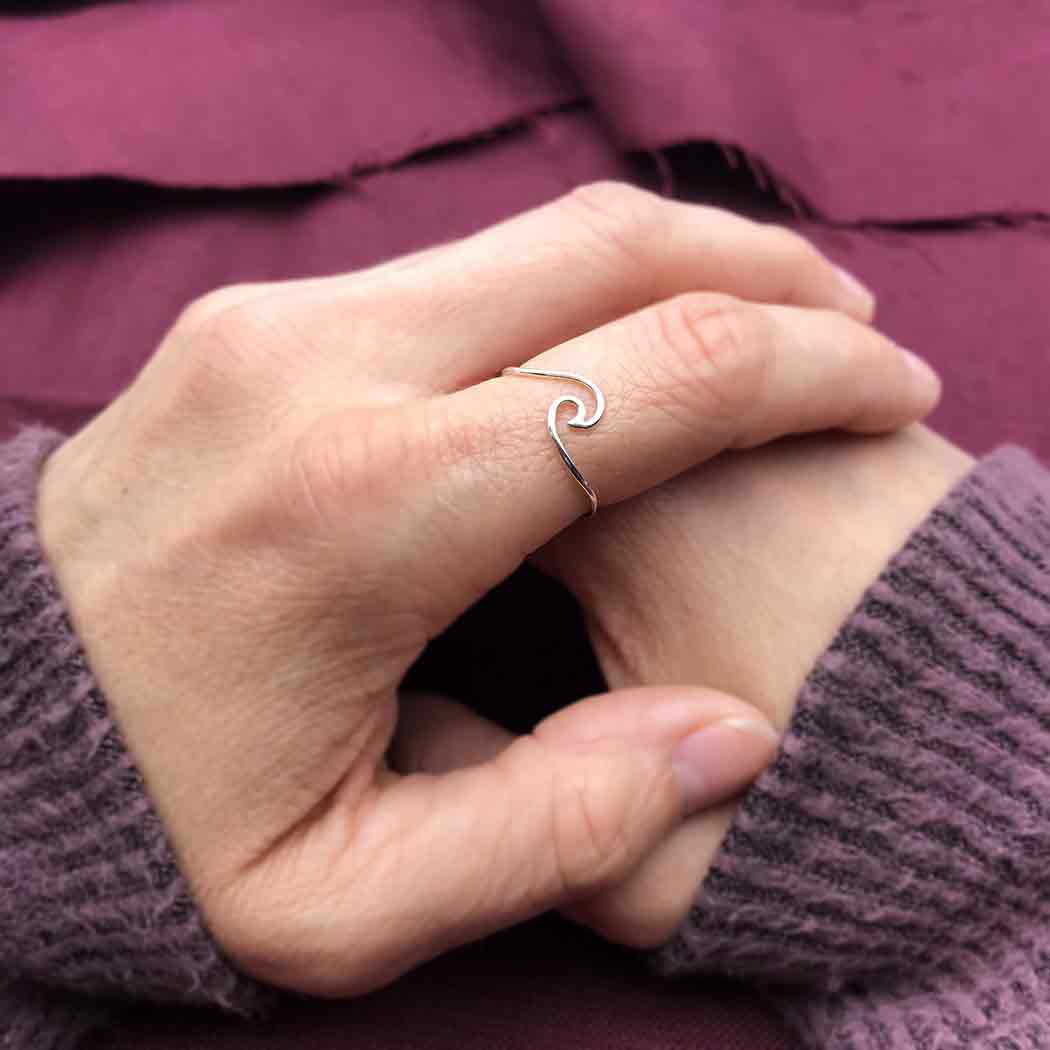 Wave Ring: 14K Shiny Gold Plated Sterling Silver / 5