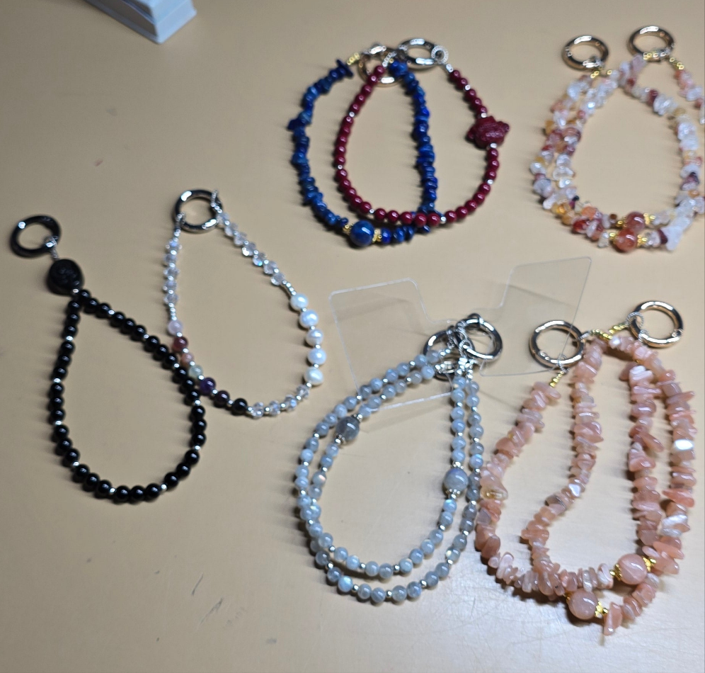 Natural Crystal Phone Bracelet