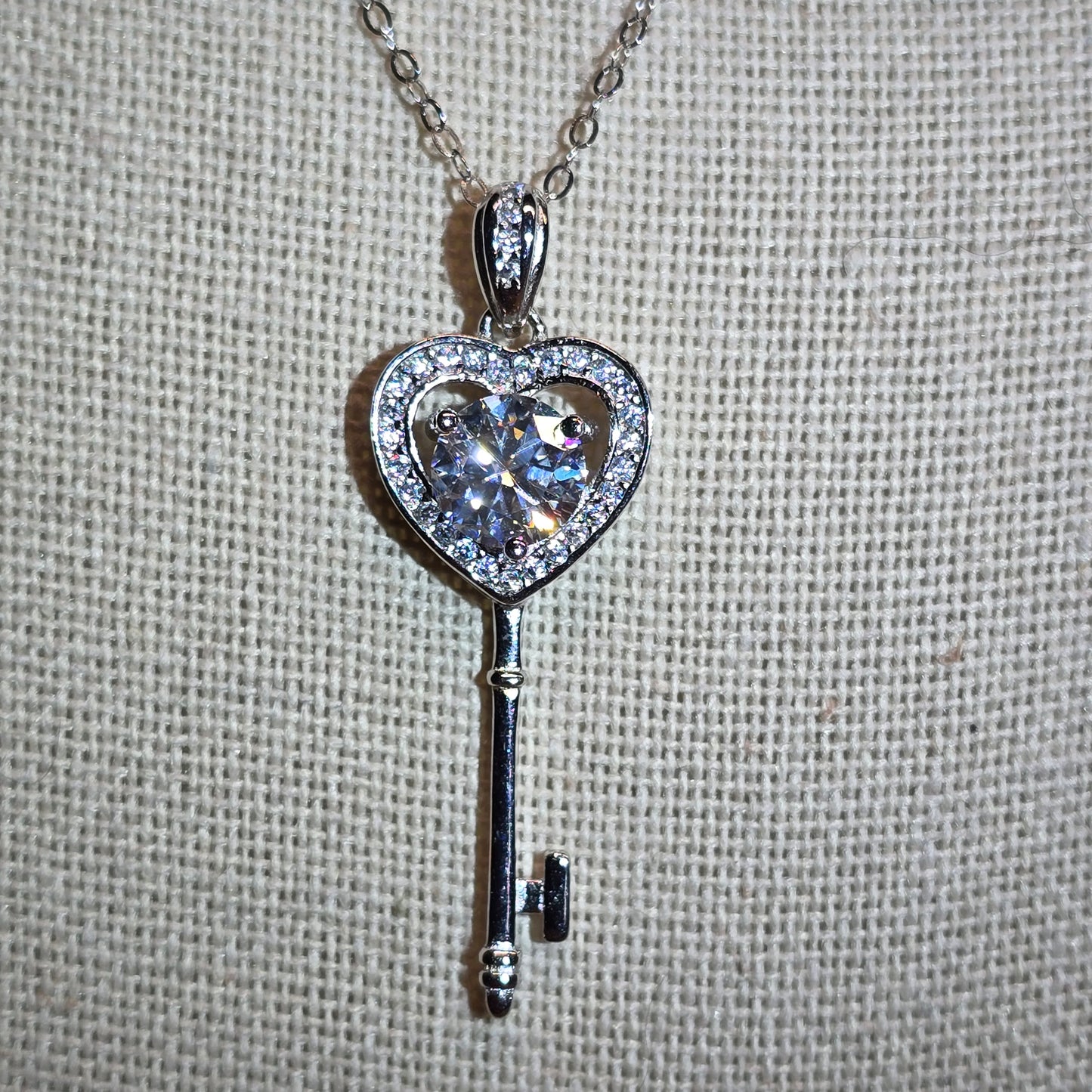 S925 Moissanite Key Design Pendant