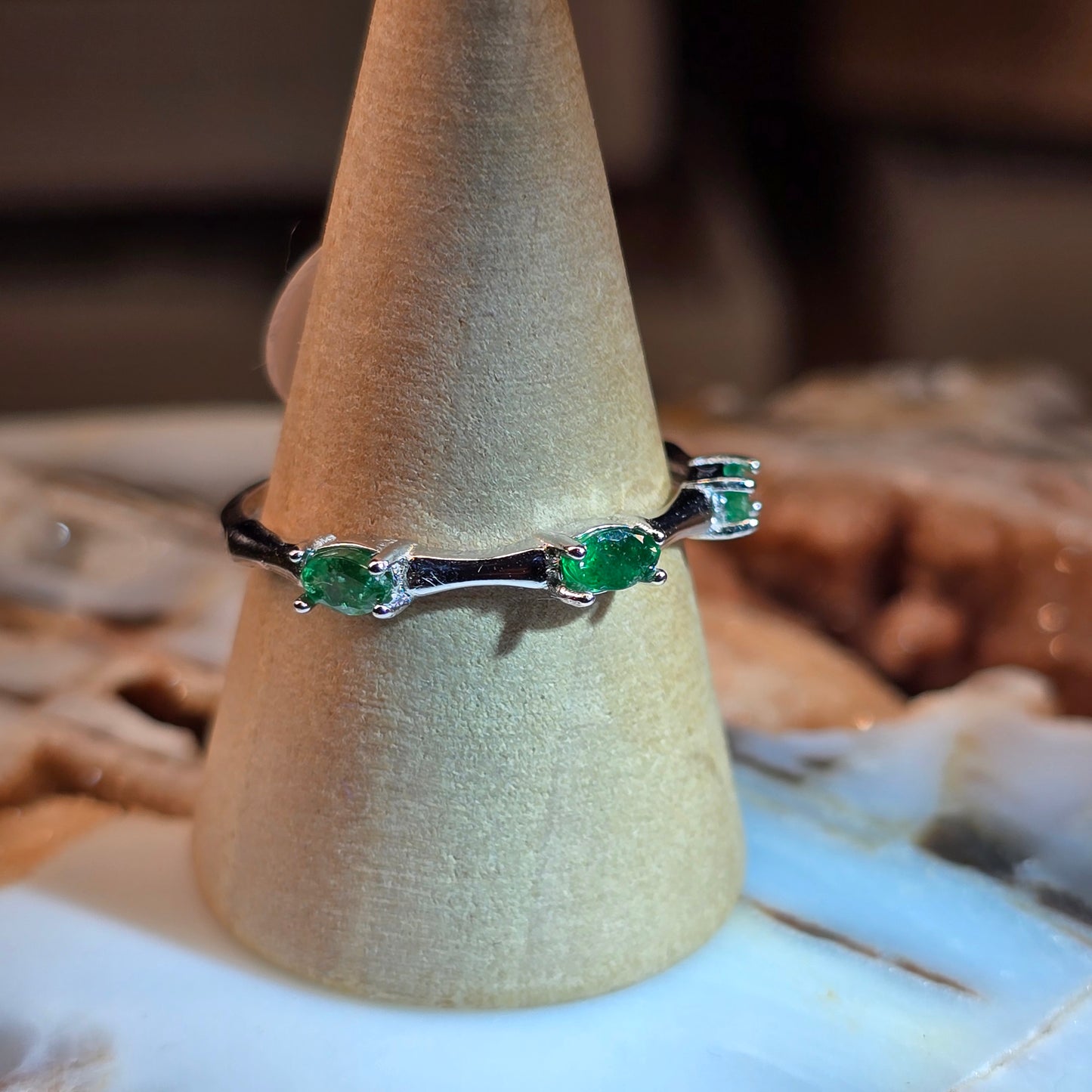 Ash Emerald Band