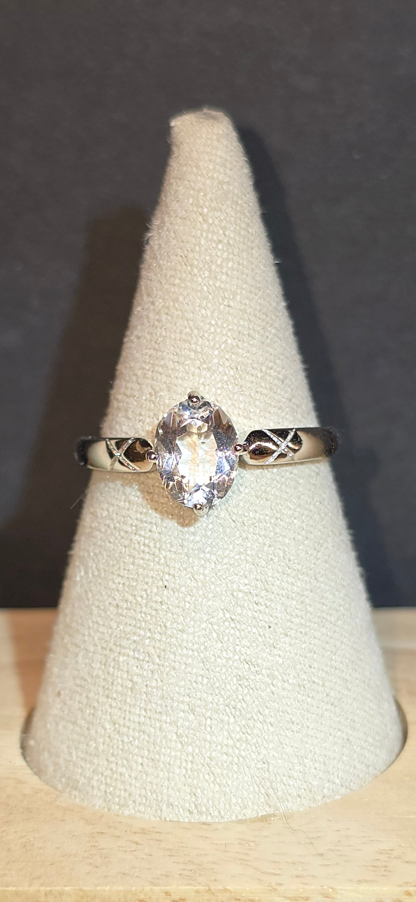 S925 Faceted Clear Quartz Oval Ring