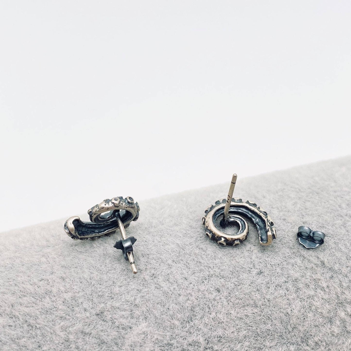 S925 Sterling Silver Octopus Claw Tentacle Ear Studs