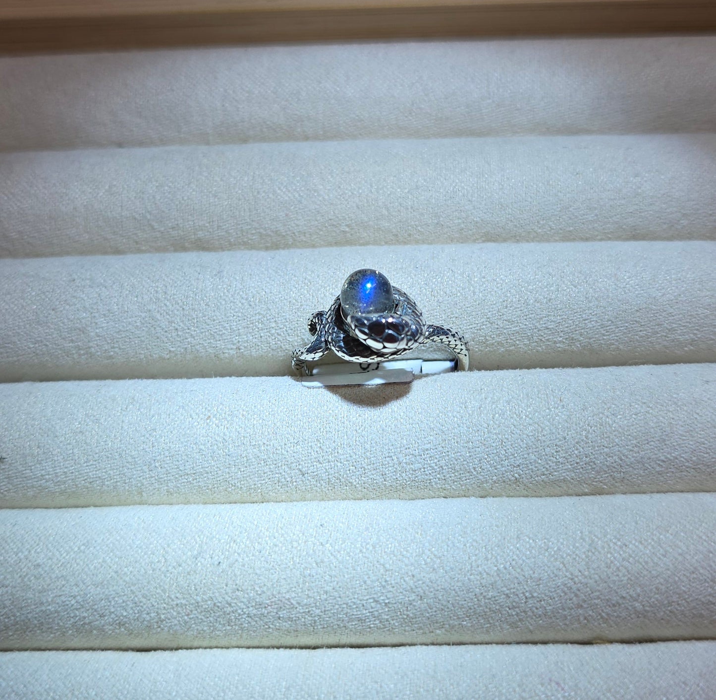 LISA Labradorite Snake Ring