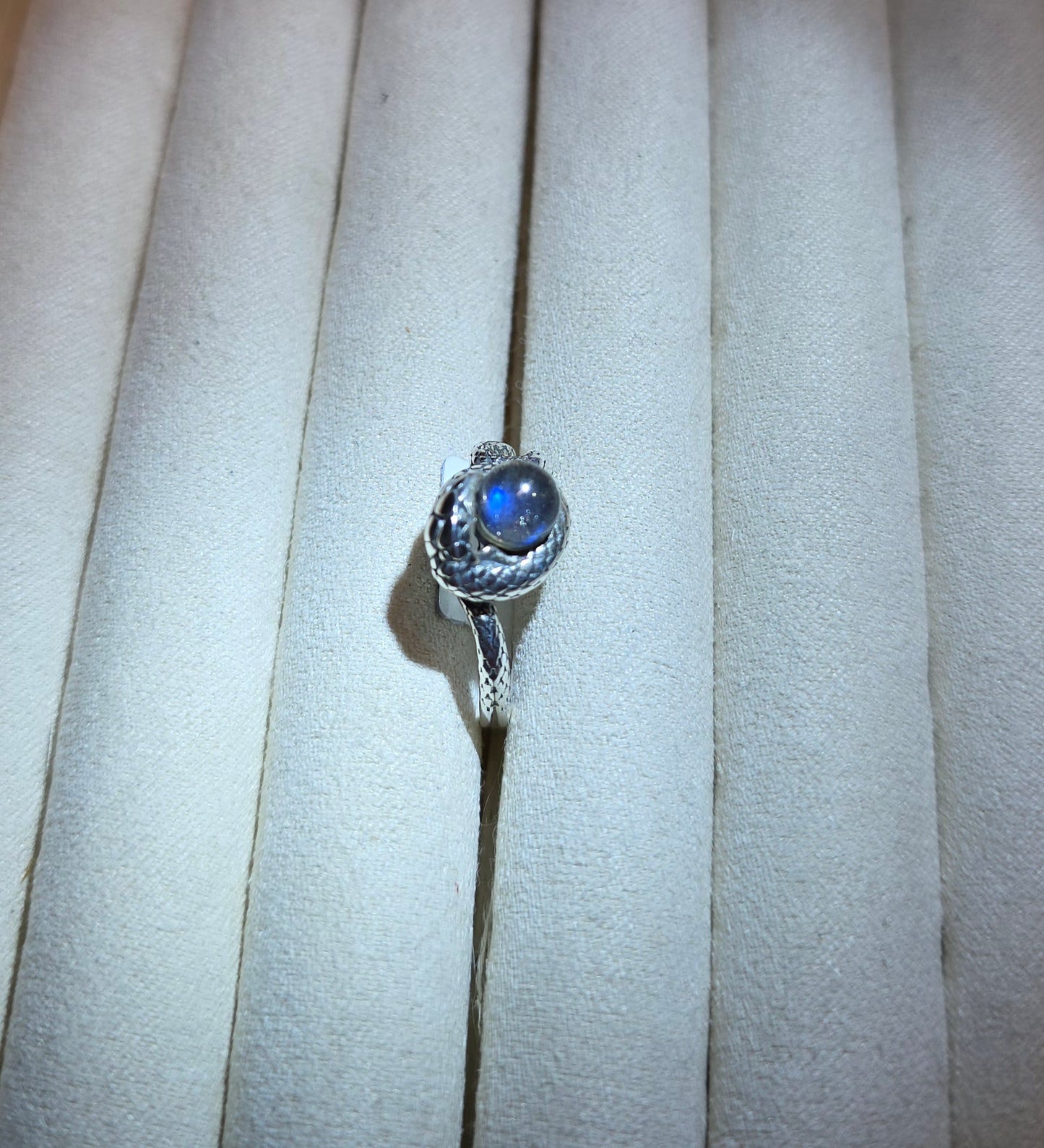 LISA Labradorite Snake Ring