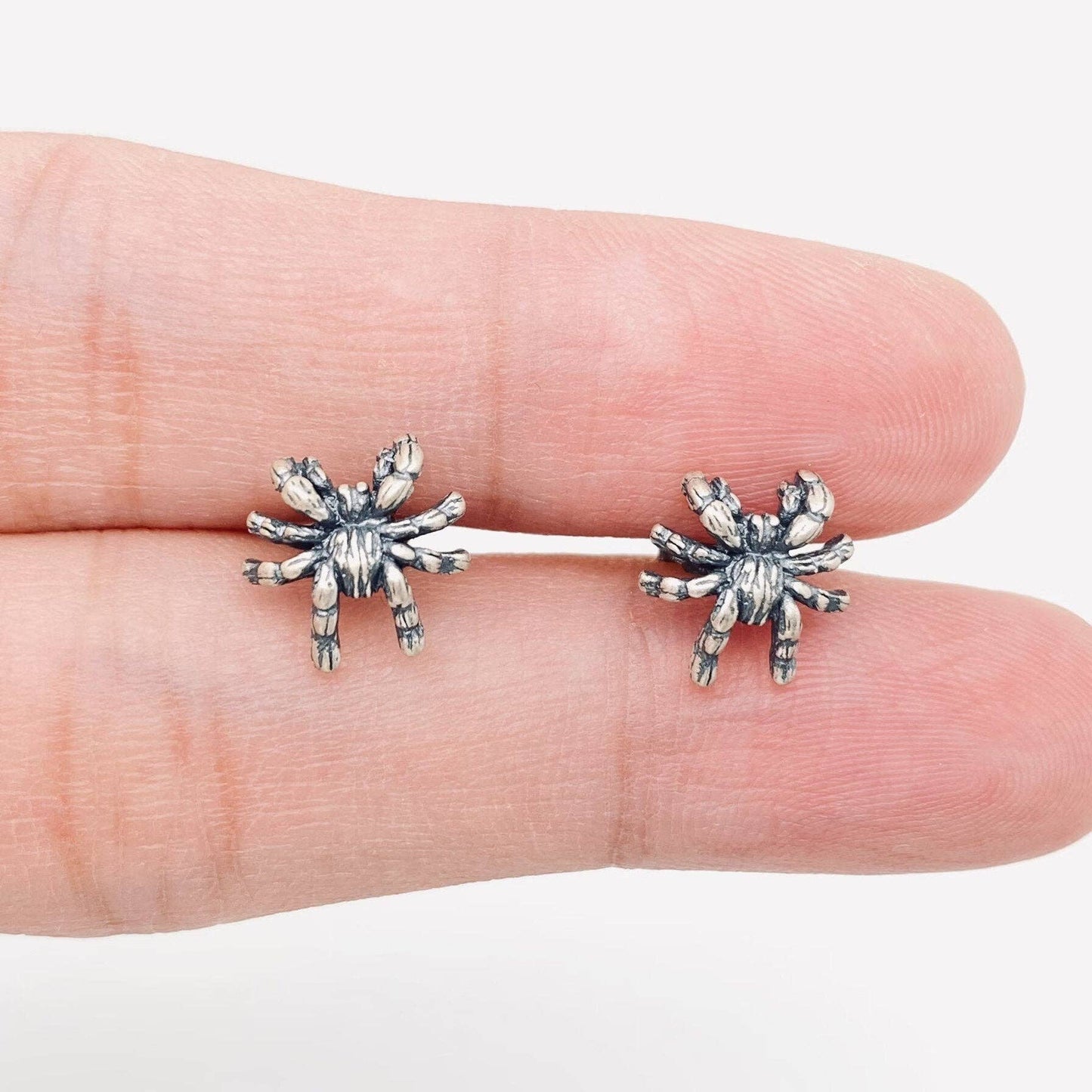 S925 Sterling Silver Gothic Spider Stud Earrings - GT: 1 pair