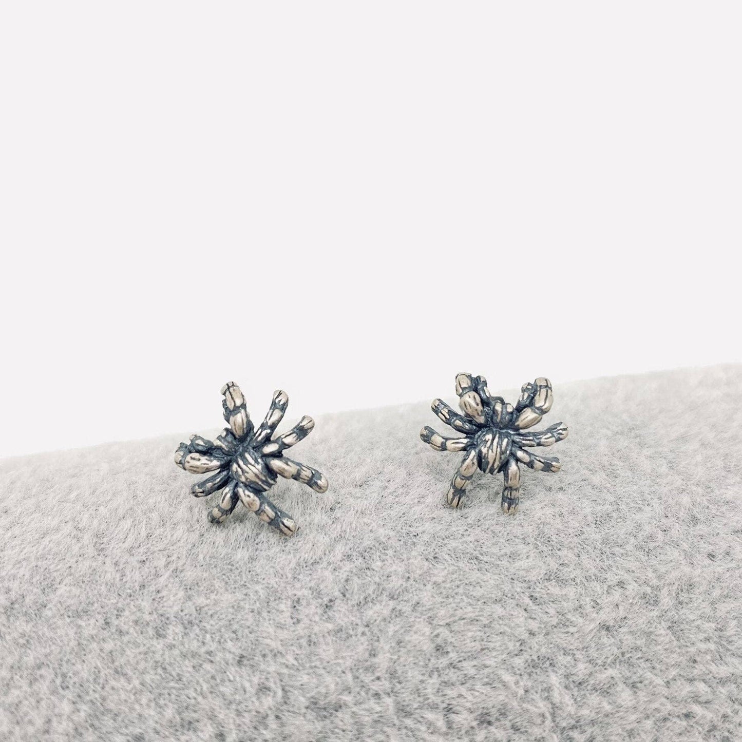 S925 Sterling Silver Gothic Spider Stud Earrings - GT: 1 pair