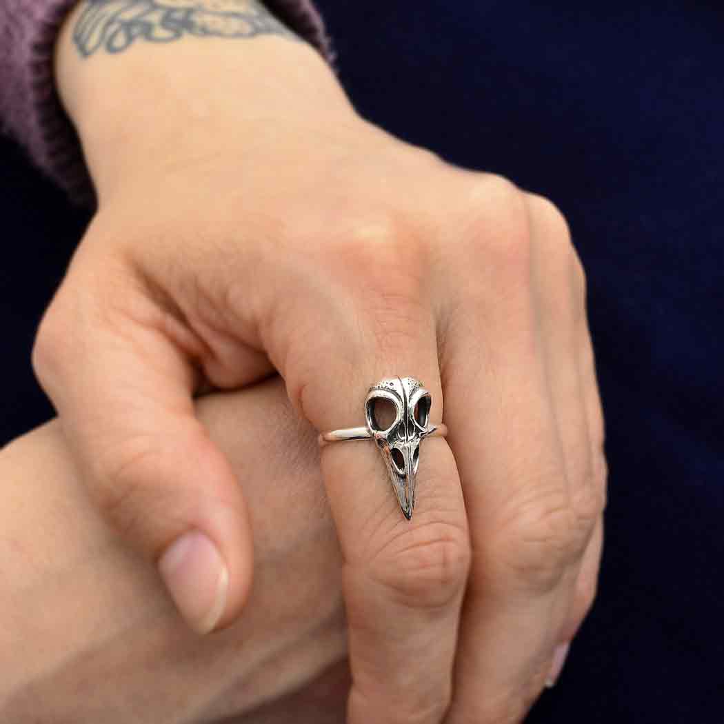 Raven Skull Ring: Sterling Silver / 10