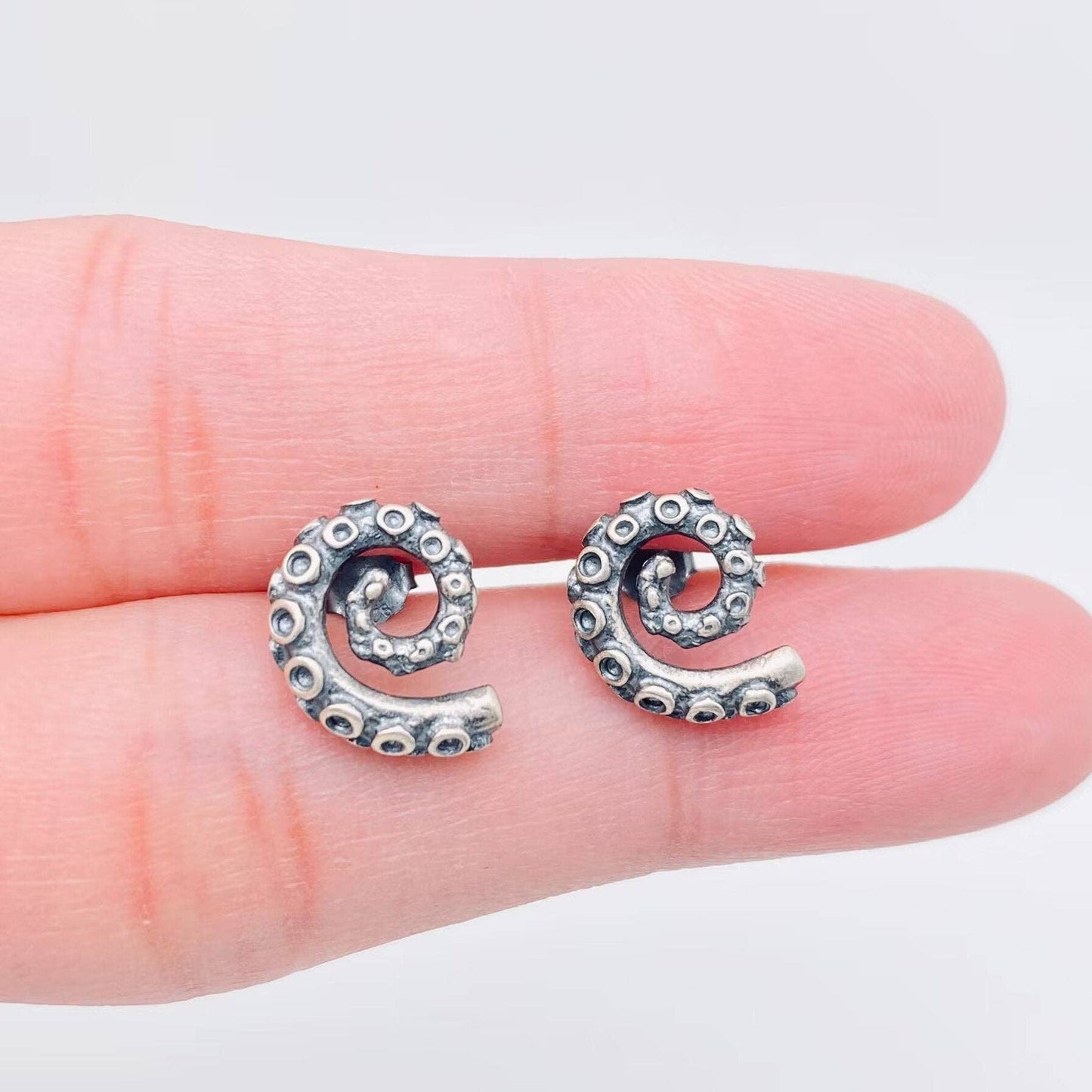 S925 Sterling Silver Octopus Claw Tentacle Ear Studs