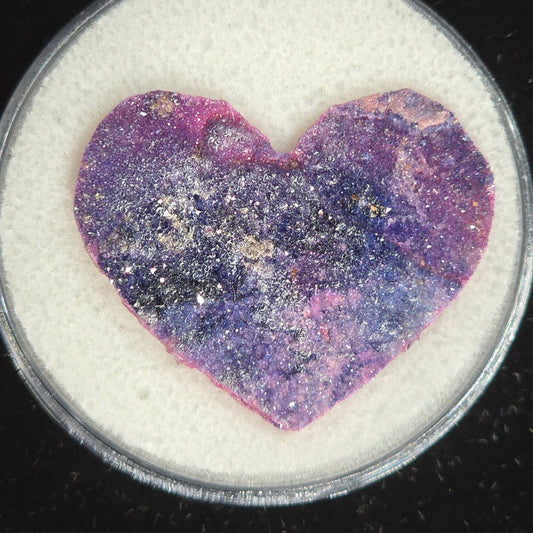 Raw Ruby Heart [Corundum/treated]