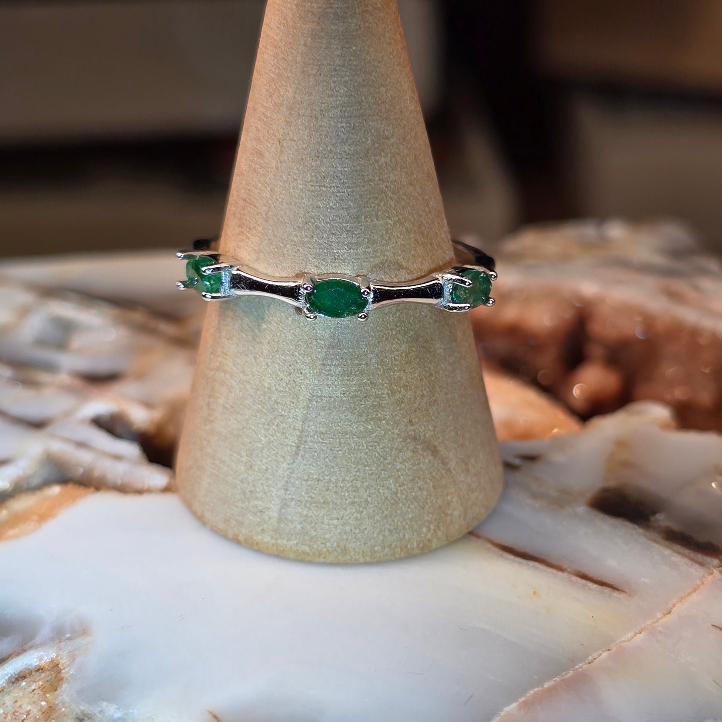 Ash Emerald Band