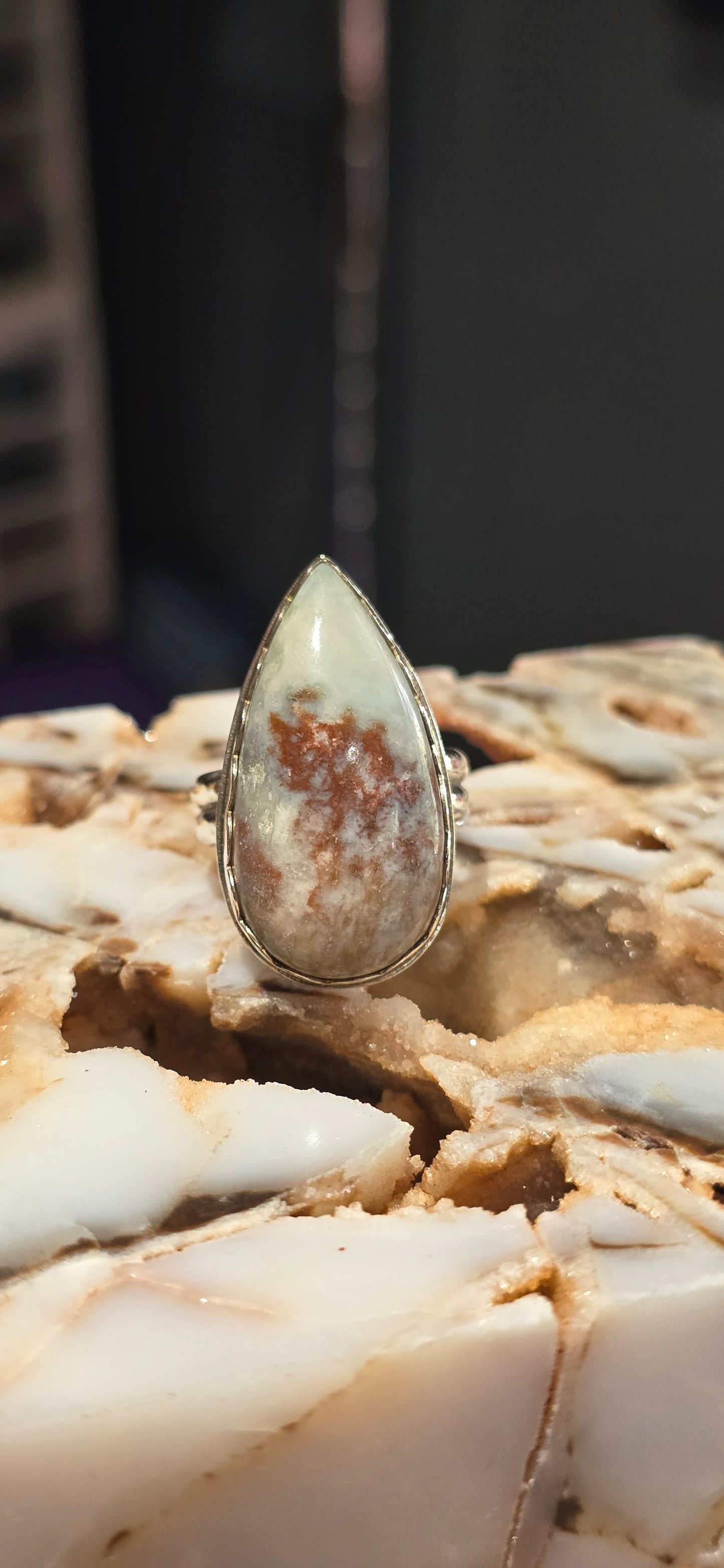 Red Larimar size 7.75